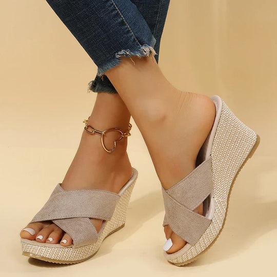 Jewel Chic Wedge Sandals